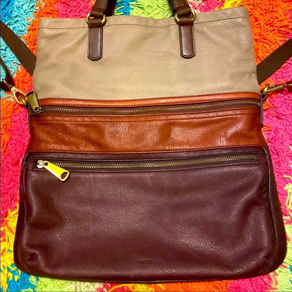 Fossil Crossbody 🤎